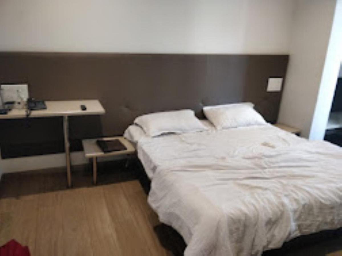 Hotel Sai Saya,Nashik Ngoại thất bức ảnh