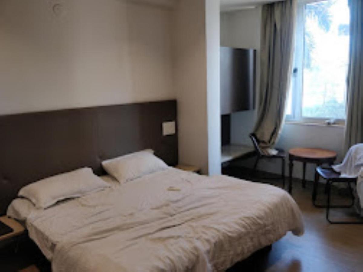 Hotel Sai Saya,Nashik Ngoại thất bức ảnh