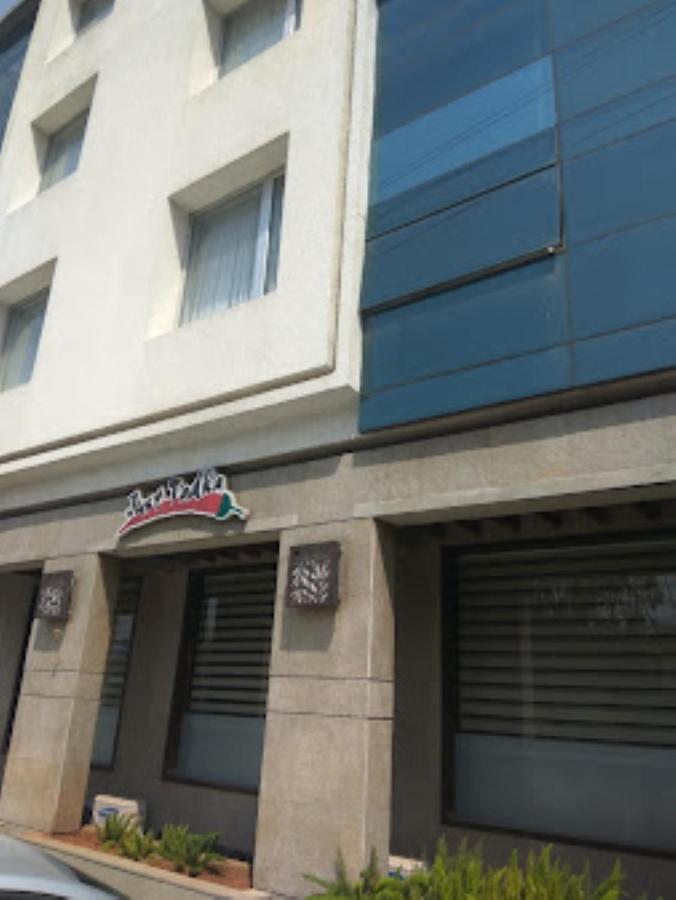 Hotel Sai Saya,Nashik Ngoại thất bức ảnh